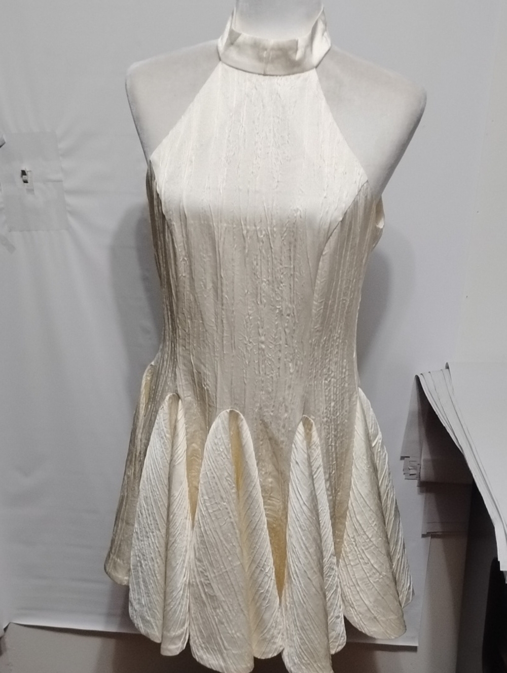 Elliatt Elizabeth Cream Halter Neck Textured Mini‎ Dress